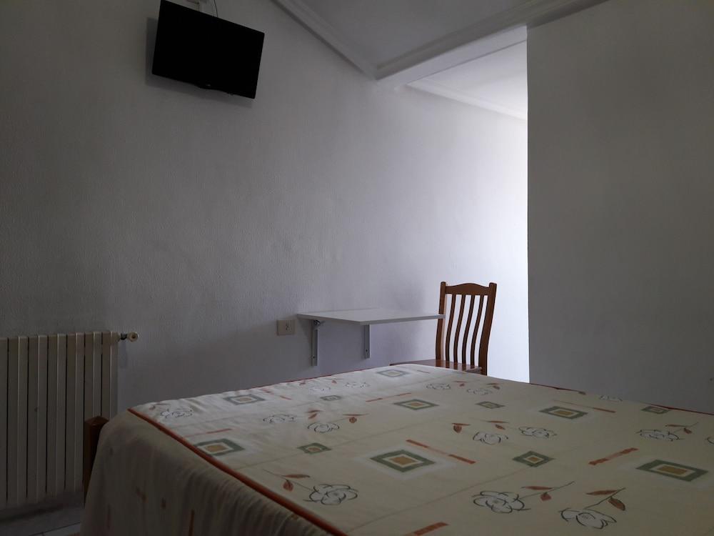 Hostal Sequeiros San Ciprián de Viñas Eksteriør bilde